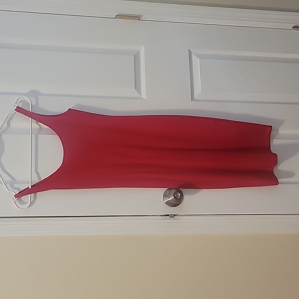 All red Forever 21 bodycon sleeveless dress. Size S. Never worn.
